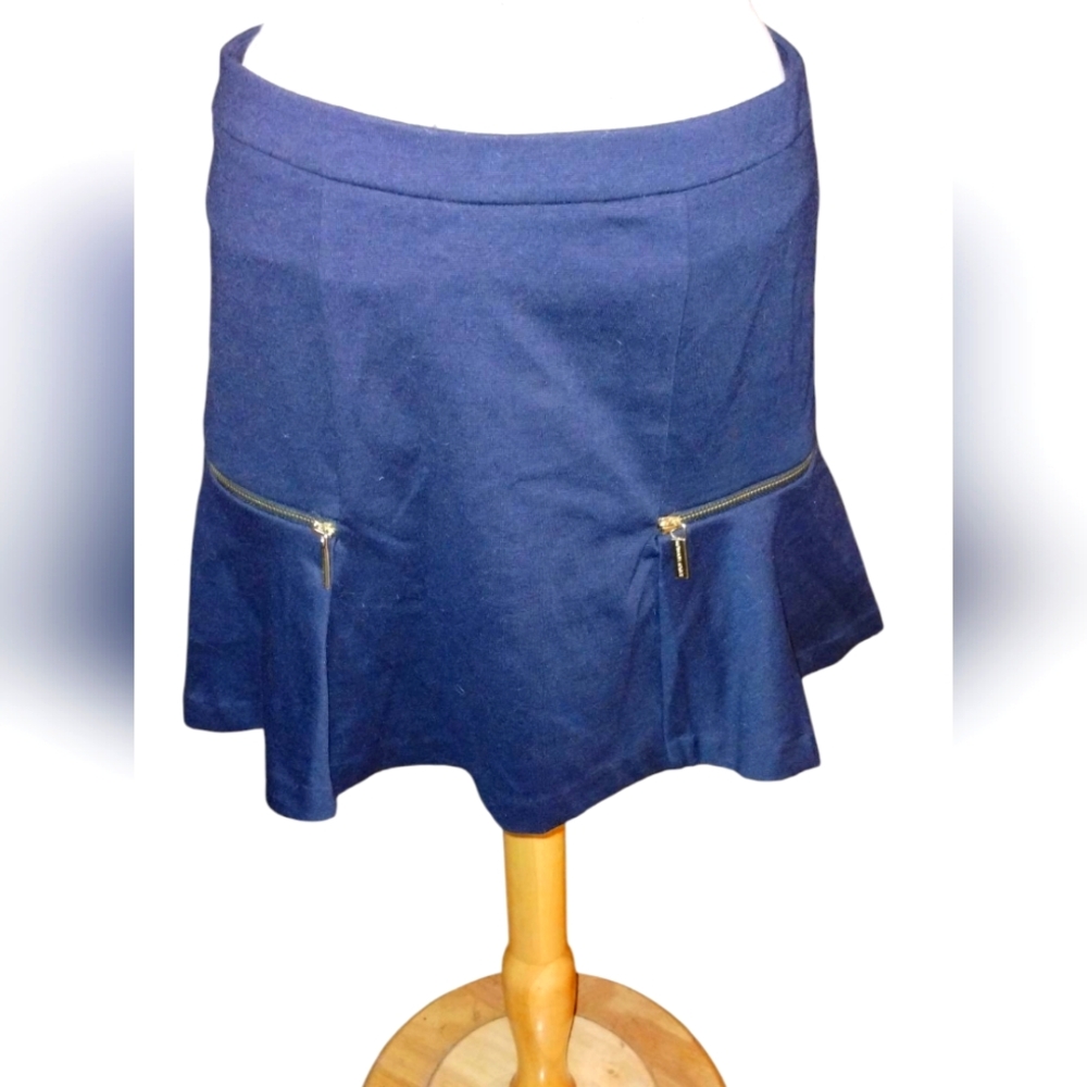 Michael Kors Flirty Flouncy Black Skirt with Gold Zipper Accents